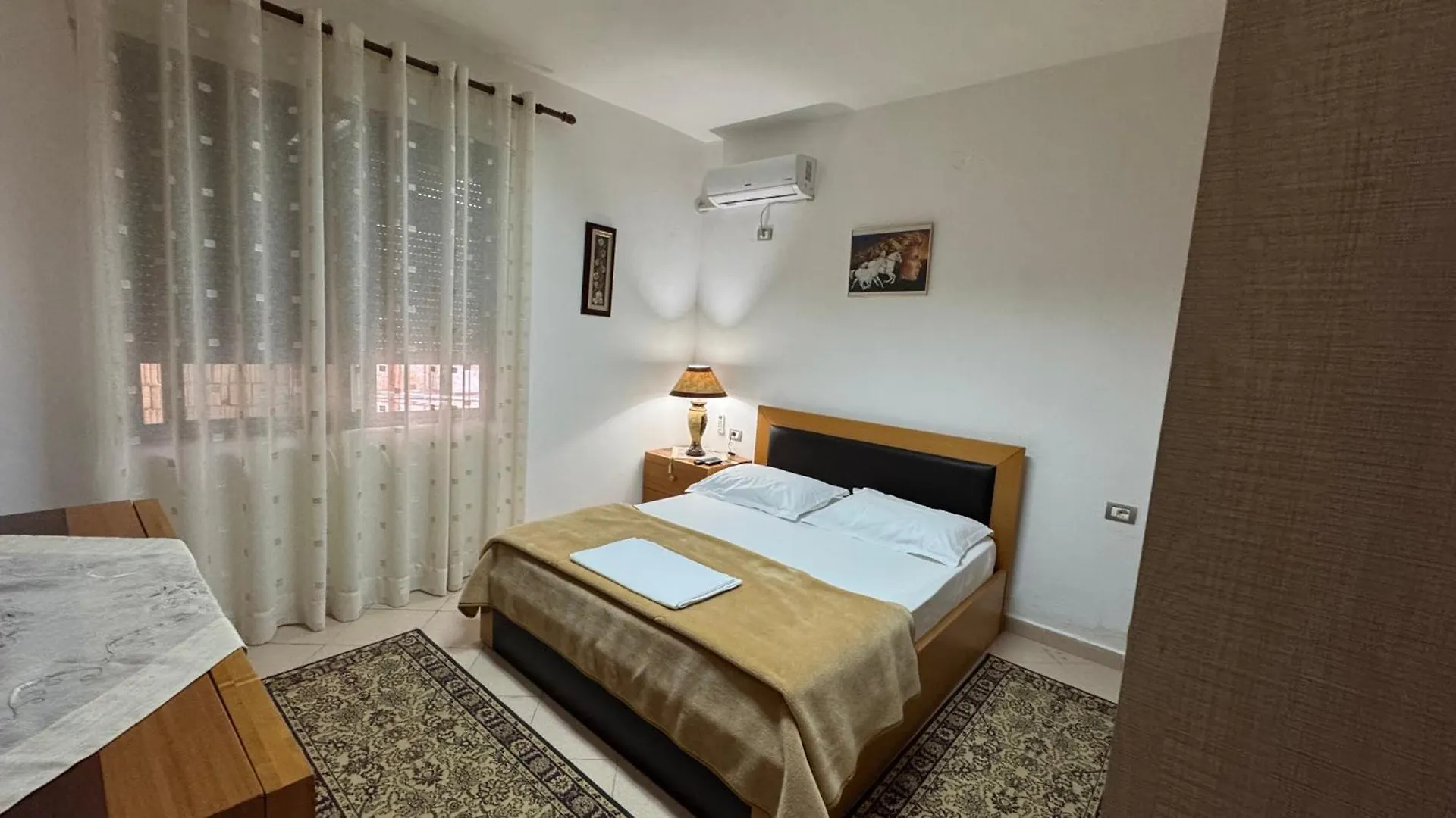 Maksi Guest House Πρεμετή